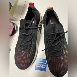 Sketchers washable slip on sneakers